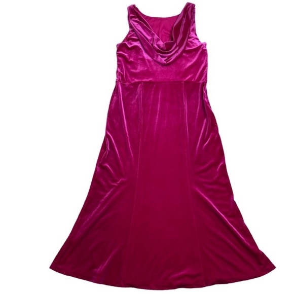 Eloquii Hot Pink Velvet Cowl Back Maxi with Black Tie Belt - Picture 7 of 16